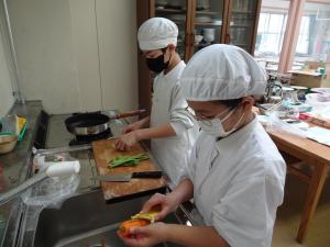 調理実習の様子1