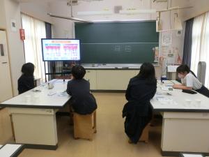 映像で学習