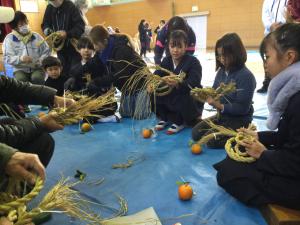 飾り付けの様子