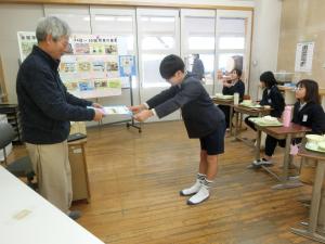 御礼をする様子2