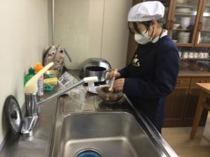 お菓子作りの様子2